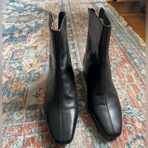 Jcrew Roxie back-zip ankle boots / booties 7.5